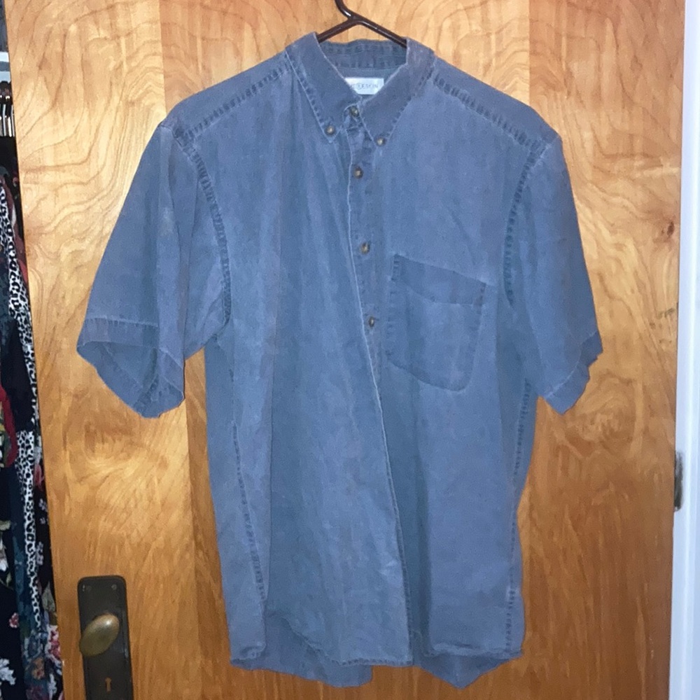 Men’s Chereskin Blue Button Down T-Shirt Size Large